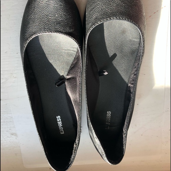 Black Express flats - Picture 2 of 4